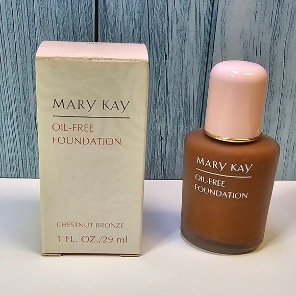 Mary Kay Oil-Free Foundation - Chestnut Bronze‎  #3870 - NIB Old Stock - Picture 1 of 7